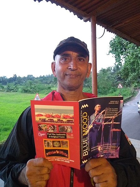 File:Carl D'Souza, musician with a Blues mag in Goa 2.jpg