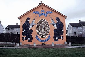 A UVF mural in Carrickfergus Carrickfergus.jpg