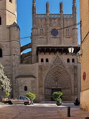 Catedral de Huesca. Hastial occidental.jpg