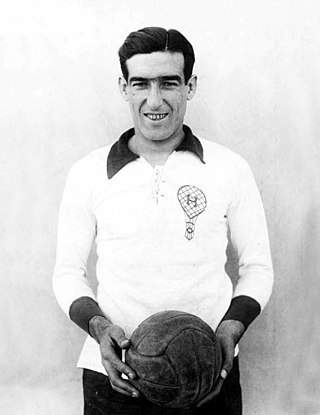 <span class="mw-page-title-main">Cesáreo Onzari</span> Argentine footballer