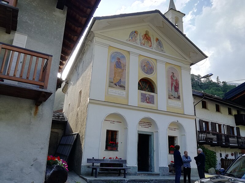 File:Chiesa di Santa Maria Immacolata - Périasc (Ayas).jpg