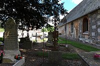 Cimitero della chiesa di Saint-Pierre.jpg