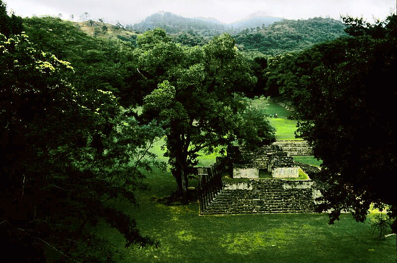 File:Copán (2004) 09.jpg