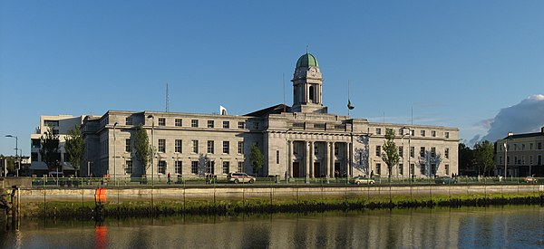 Image: Cork City Hall 01 2009 04 30