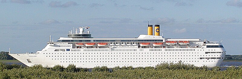 File:Costa Classica (ship, 1991) auf der Elbe 2007 by-RaBoe 01.jpg