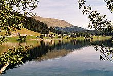 Jezero Davos.jpg