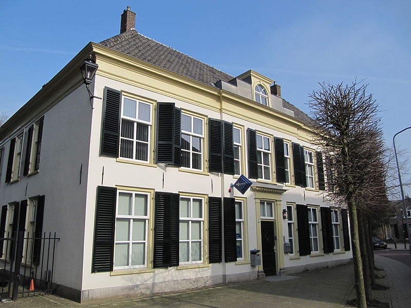 File:Dieren - Politiebureau.jpg