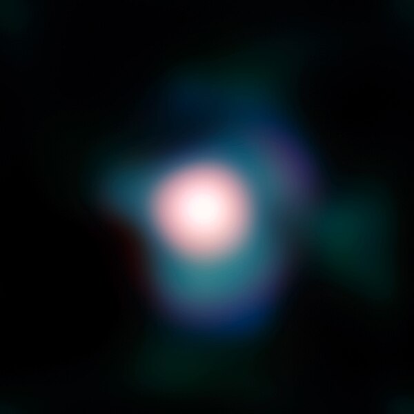 The disc and atmosphere of Betelgeuse (ESO)