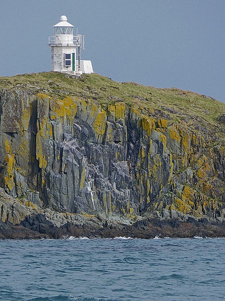 File:Eilean a' Chùirn lighthouse - geograph.org.uk - 3930401.jpg