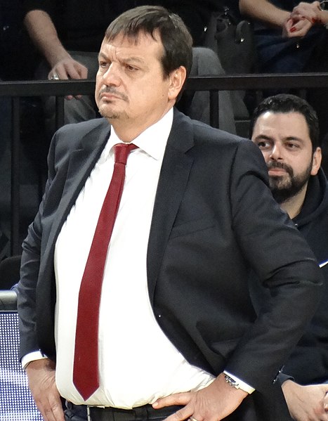 File:Ergin Ataman Anadolu Efes 20180119.jpg