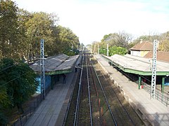 Estación Rafael Calzada desde el puente peatonal.jpg