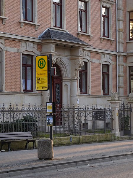 File:Family Dwelling Hüblerstraße 41 Dresden 117208554.jpg