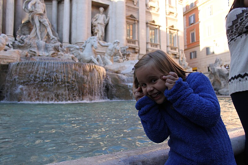 File:Fontana di Trevi (8555190499).jpg