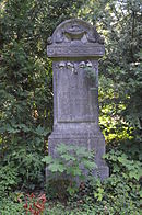 Frankfurt, main cemetery, grave D 383 Burghold.JPG