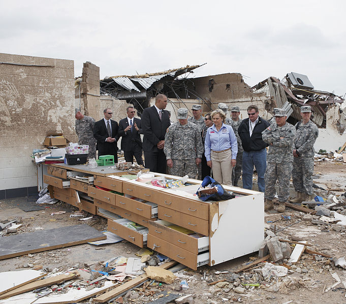 File:From front left, U.S. Army Gen. Frank J. Grass, the chief of the National Guard Bureau; Oklahoma Gov. Mary Fallin; and Maj. Gen. Myles Deering, the adjutant general of Oklahoma, tour the ruins of Plaza Towers 130528-Z-VF620-599.jpg