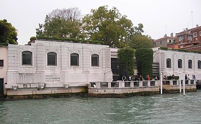 How to get to Collezione Peggy Guggenheim with public transit - About the place