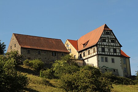 Gutshof Burgstall, Gutshaus 005