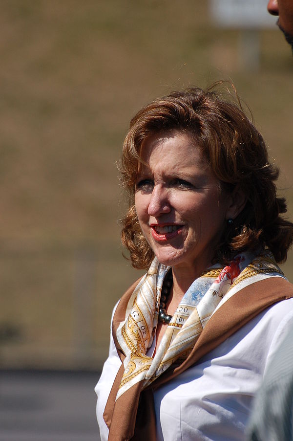 Hagan at a Barack Obama rally in 2008