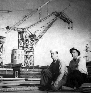 "Herman the German" (YD-171) at Long Beach Navy Yard in 1957. Herman the German crane at Long Beach Navy Yard in 1957.jpg