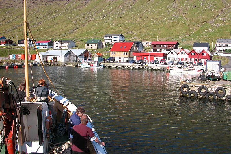 File:Hvannasund, Faroe Islands (4).JPG