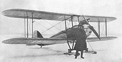 Alexander Jakowlew vor der Ja-1 im Jahr der Flugerprobung 1927