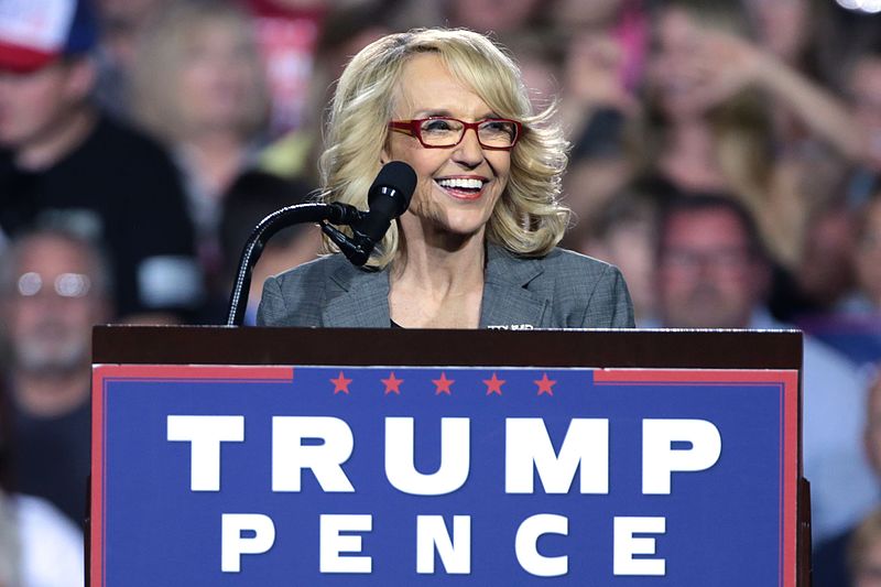 File:Jan Brewer (29827585030).jpg