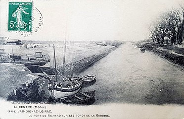 Carte postale du Port de Richard vers 1910.