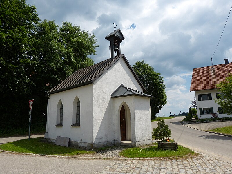 File:Kapelle (Hinterbuchenbrunn) 01.JPG