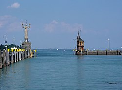 Konstanz Hafeneinfahrt.jpg