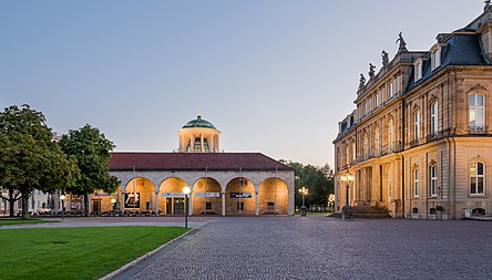 English: Kunstgebäude Stuttgart (Schlossplatz, Stuttgart, Germany). Deutsch: Kunstgebäude Stuttgart (Schloßplatz in Stuttgart).