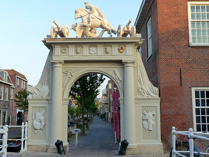 File:Leiden gate (9037053728).jpg