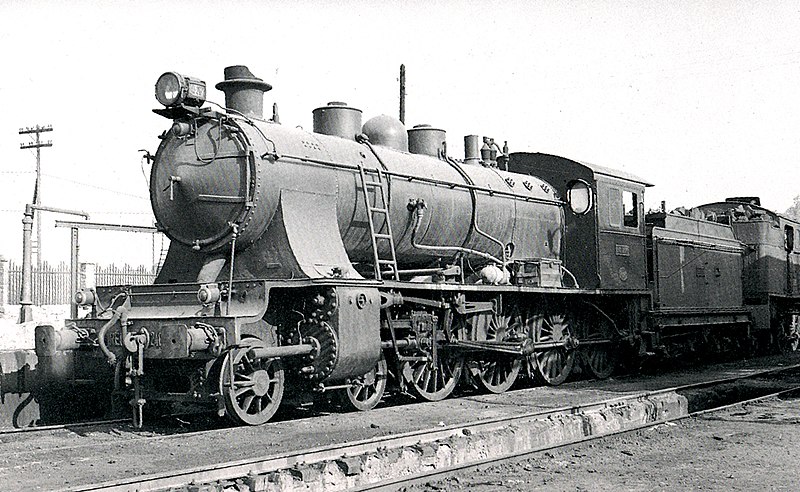 Archivo:Locomotora de vapor 240-2074.jpg