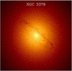 허블 우주 망원경이 찍은 메시에 105.
