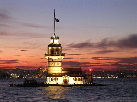 Maiden's Tower in the evening