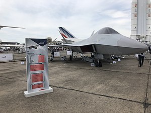 2019 Paris Air Show'da sergilenen birebir ölçekli modeli