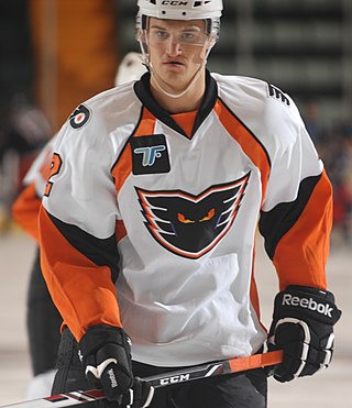 <span class="mw-page-title-main">Mark Alt</span> American ice hockey player (born 1991)