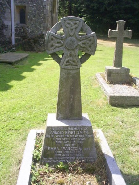 File:Memorial for Revd Arnold Kirke Smith - geograph.org.uk - 388926.jpg