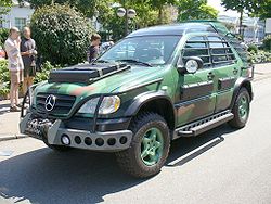 Mercedes used in "Jurassic Park II - The lost world".