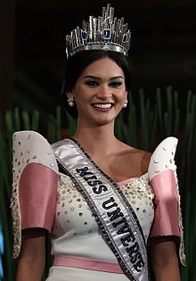 Miss Universe 2015 Pia Wurtzbach 012616 (cropped).jpg