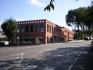 Català: Tanatori de Mollet del Vallès al carrer Granollers. Español: Tanatorio de Mollet del Vallès en la calle Granollers.