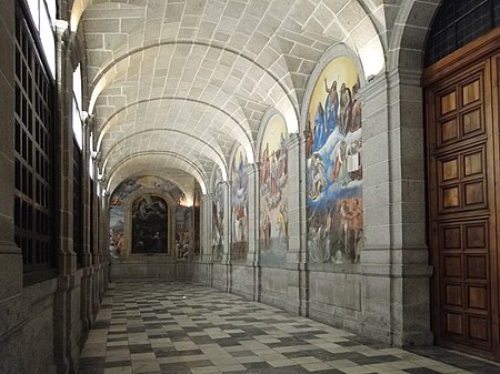 Monastery of El Escorial 11.jpg