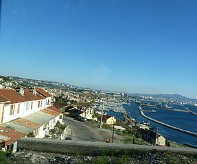 Gemonteerde fabrieken zicht op de haven.jpg