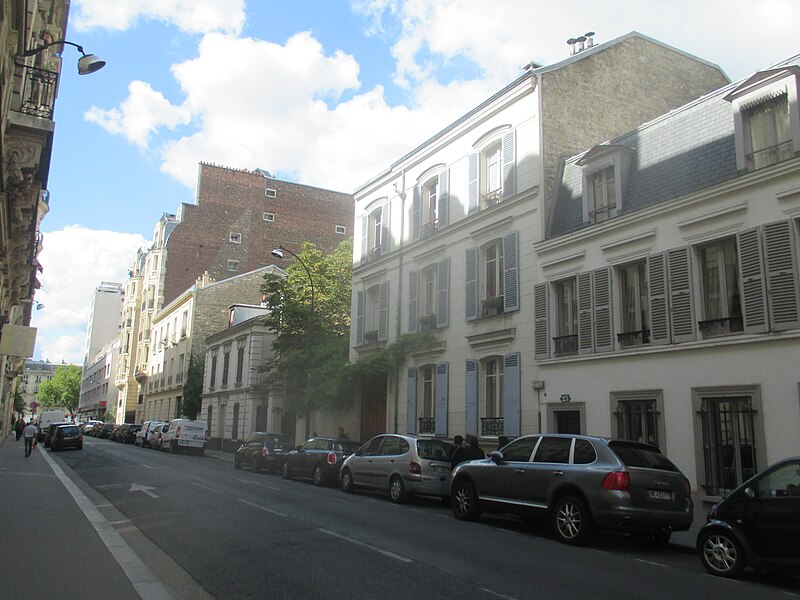 File:Neuilly rue Louis-Philippe.jpg