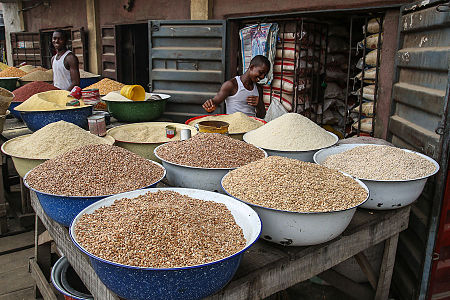 "Nigeria_beans.jpg" by User:Antoshananarivo