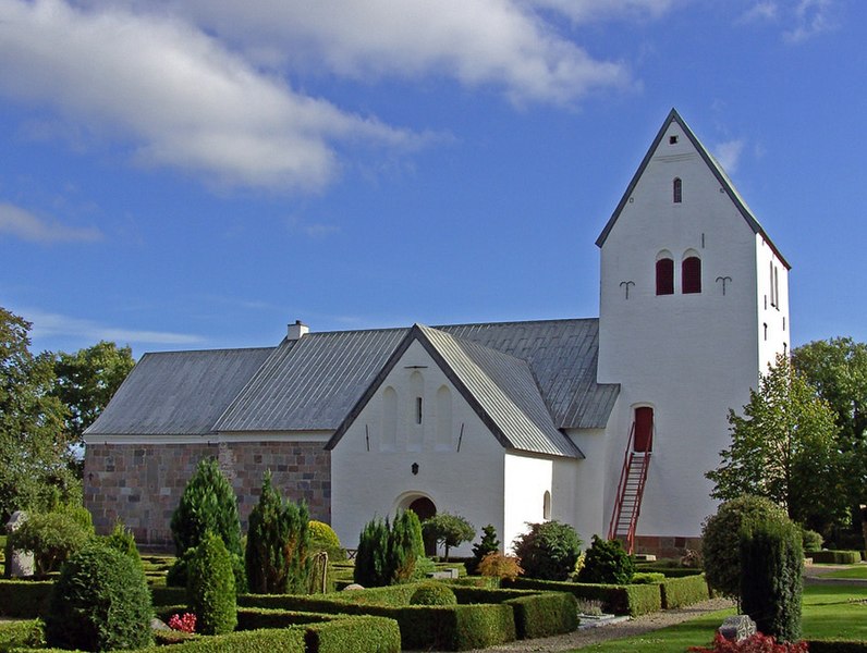 File:Oddense kirke (Skive).JPG