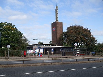 How to get to Osterley Station (P) with public transport- About the place