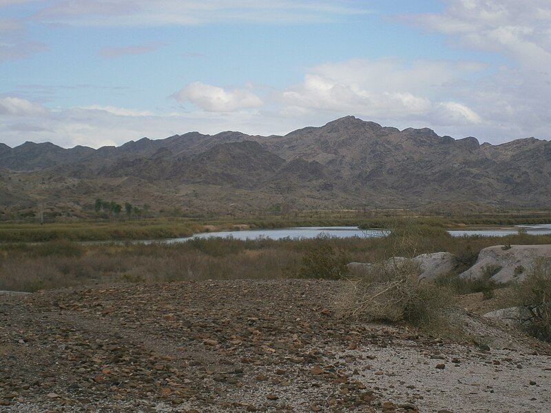 File:Picacho State Recreation Area.JPG