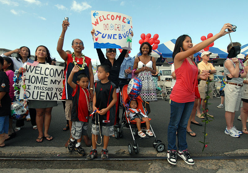 File:Port Royal and Hopper return to Pearl Harbor after six-month deployment DVIDS88639.jpg