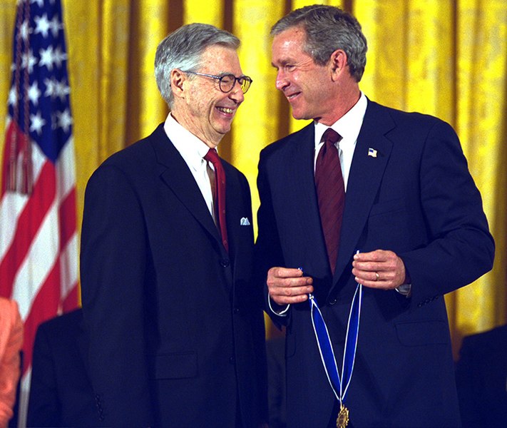 File:President George W. Bush Presents the Presidential Medal of Freedom Award to Fred Rogers (cropped).jpg