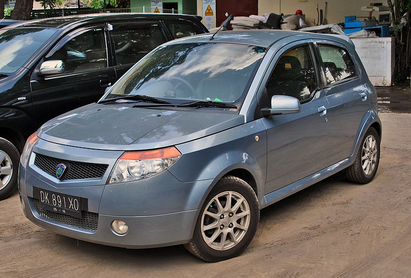 File:Proton Savvy (front), Denpasar.jpg